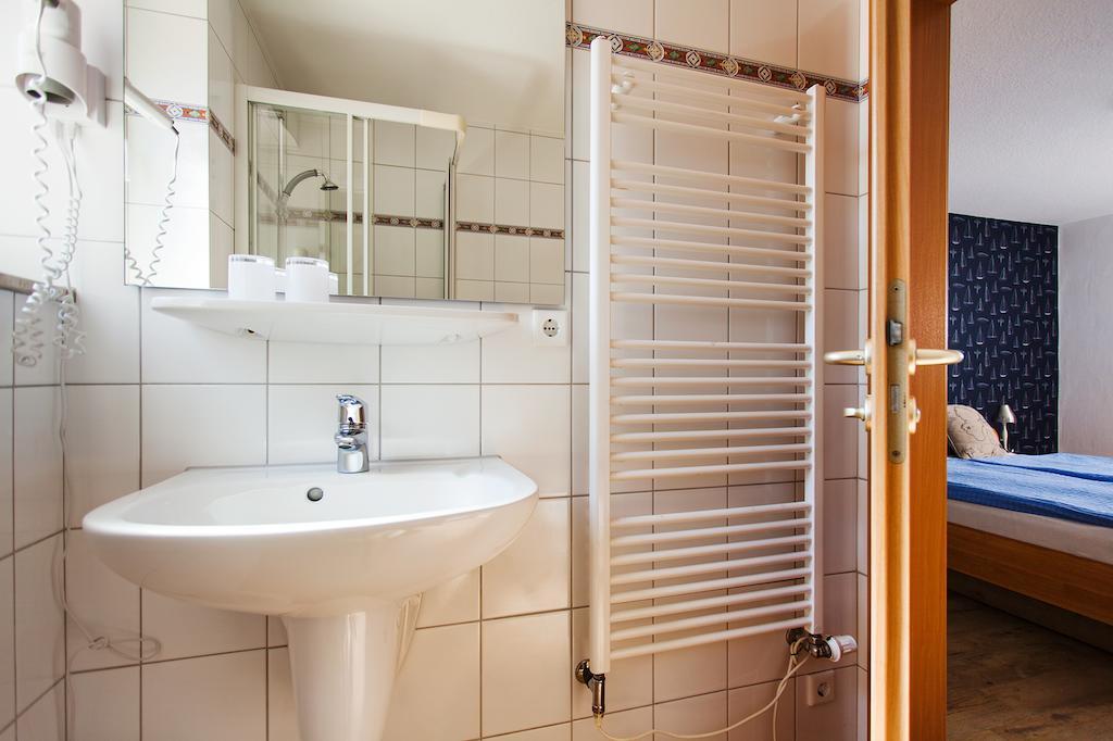 Hotel Hus Achtern Diek Гамбург Номер фото